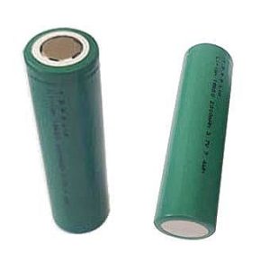 סוללת ליתיום נטענת 18650 3.7V 2000mAh 10c