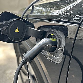 כבל טעינה לרכב חשמלי type 2 לעמדה ציבורית 22KW Braumers תמונה 2